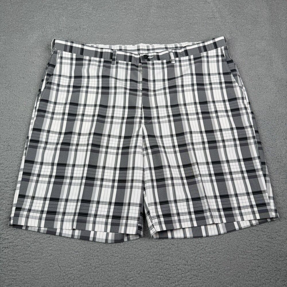 Haggar Cool 18 Shorts Men 42 Gray White Plaid Flex Waist No Iron Golf Casual NWT